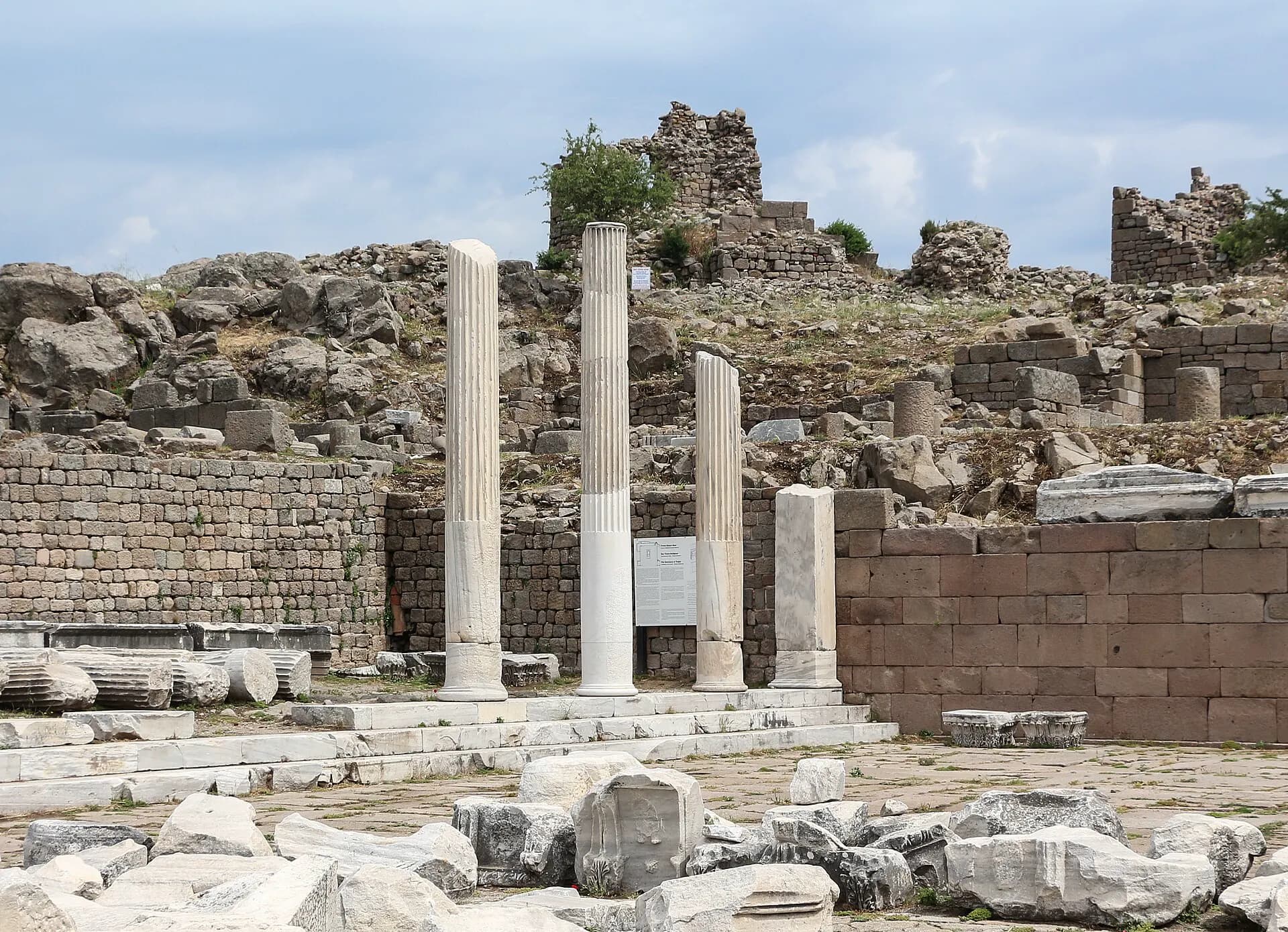 Pergamon Acropolis archaeological area